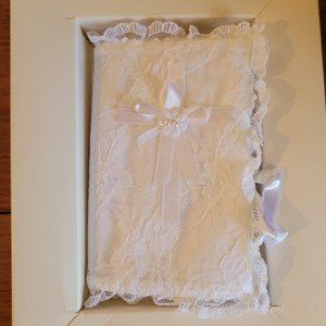 Vintage Babies First Bible New Testament Heirloom Bible Tiny Treasures in box